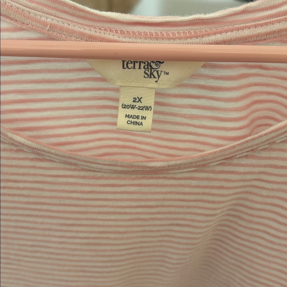 Terra & Sky Pink and White Pinstripe - Picture 4 of 4
